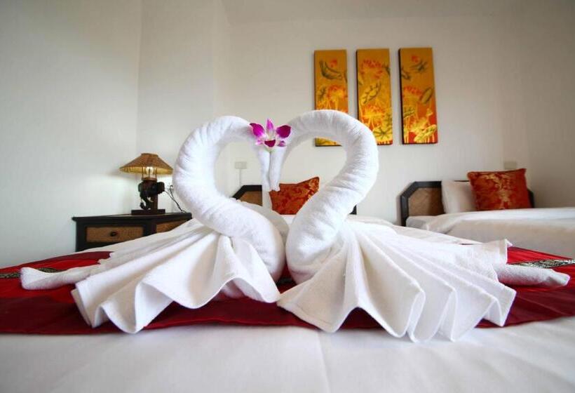 בית מלון כפרי Jade Tower