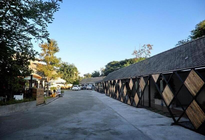 בית מלון כפרי Maalamaii