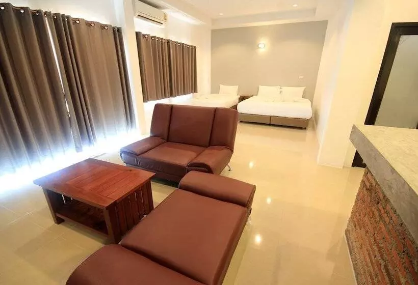 هتل Na Nicha Bankrut Resort