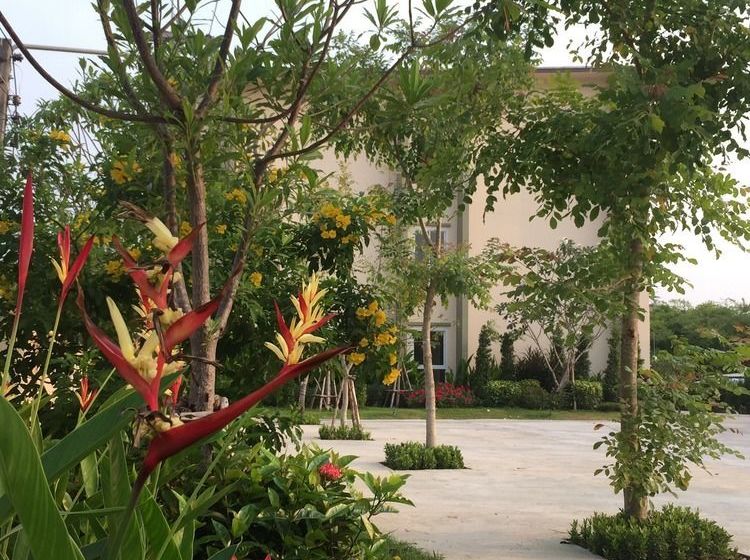 호텔 Paradise Park Apartment Laemchabang