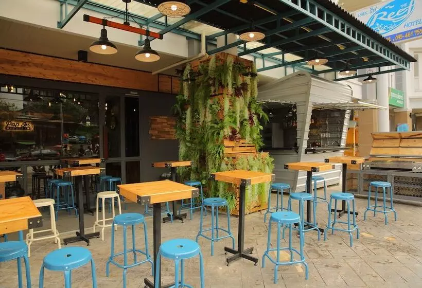 هتل Pop In Hostel Aonang