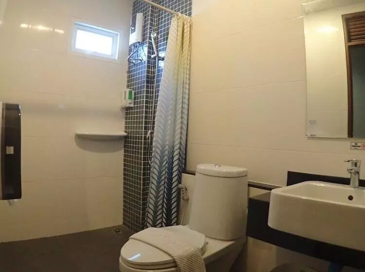 هتل Pop In Hostel Aonang