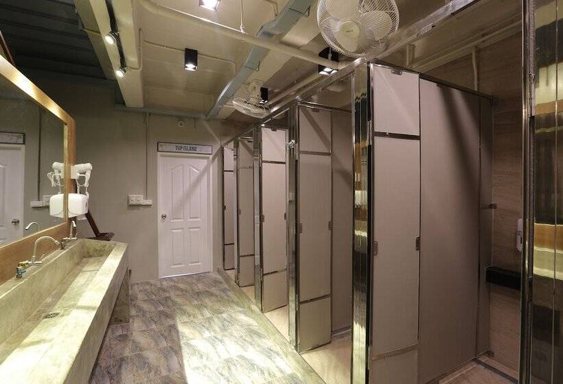 فندق Pop In Hostel Aonang