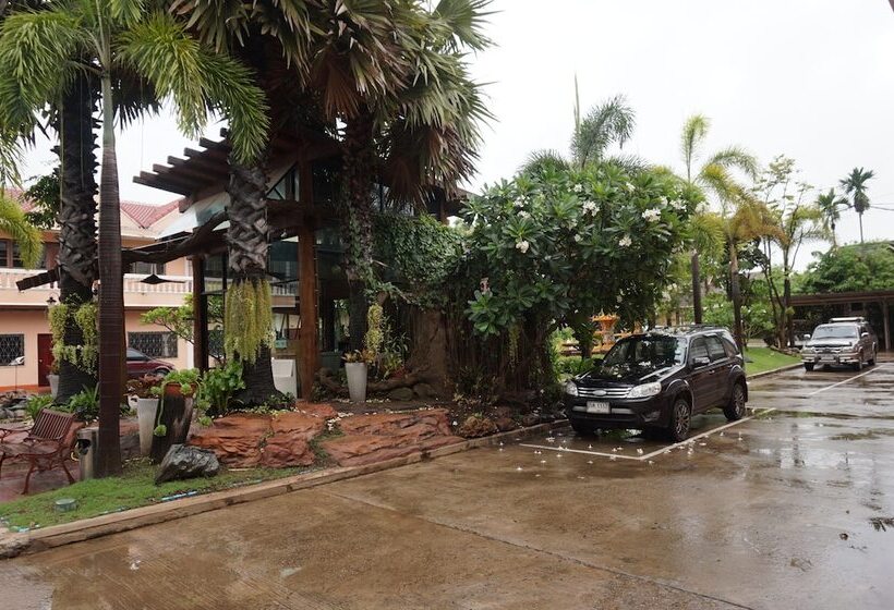 酒店 Porntip Resort