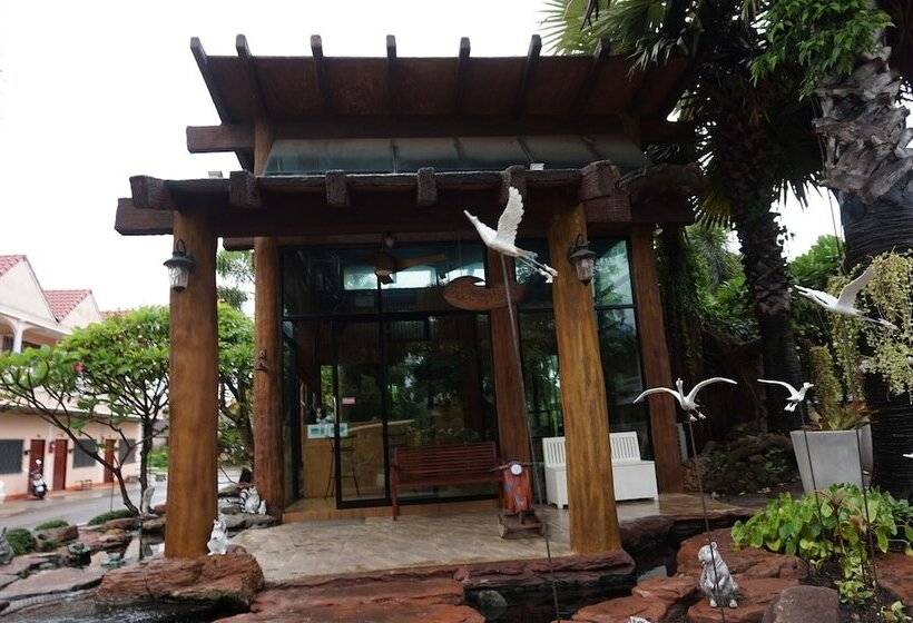 酒店 Porntip Resort