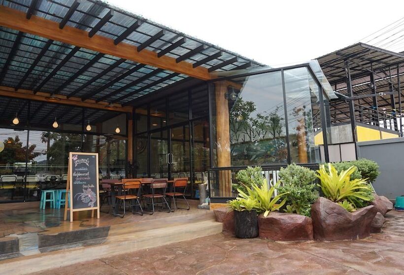 酒店 Porntip Resort