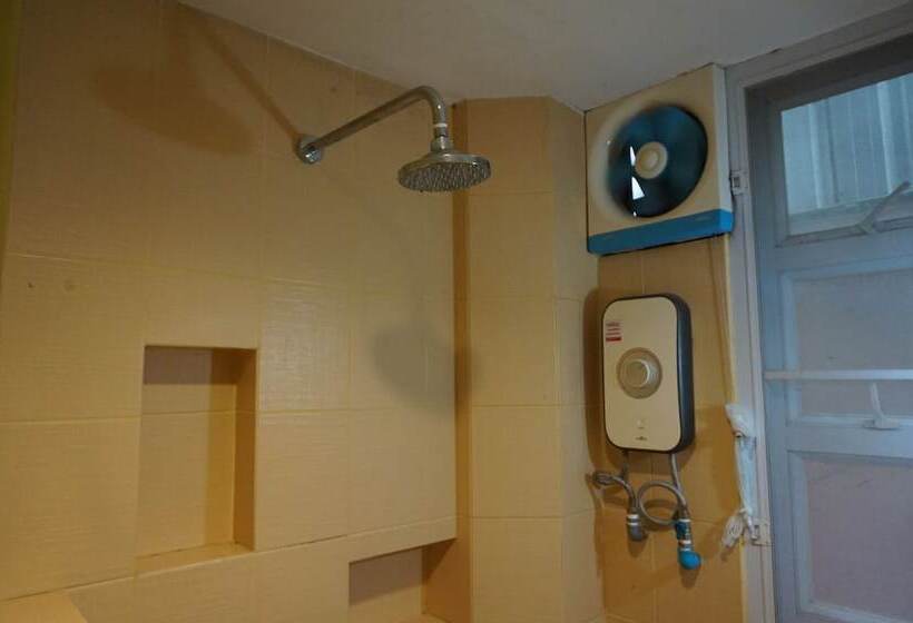 酒店 Porntip Resort