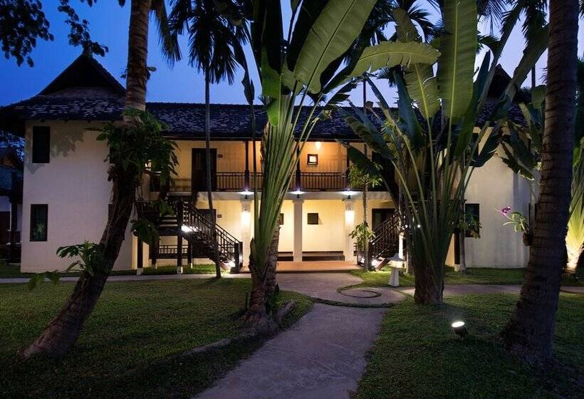 בית מלון כפרי Suwannatara Resort