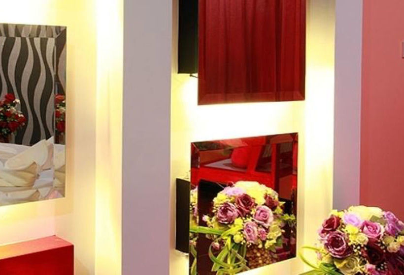 هتل Sweet Sense Jomtien Resort