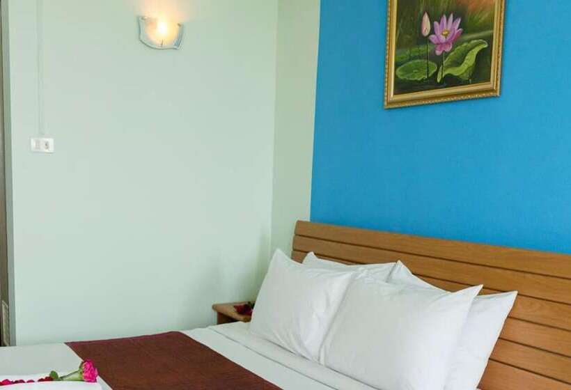 בית מלון כפרי The Garden Place Bangkok