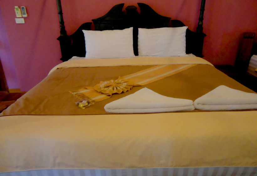 호텔 The Point Villa Mae Hong Son