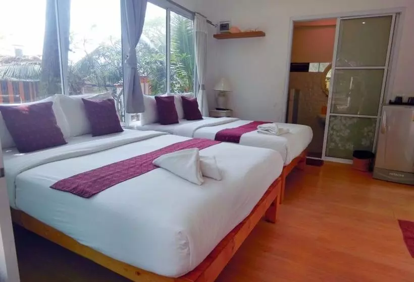 Hotelli Thipsamed Resort