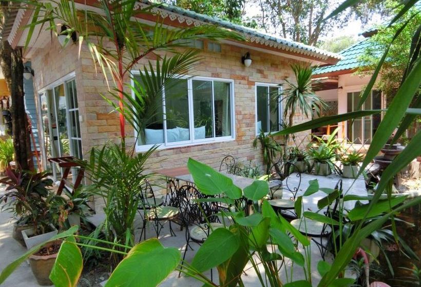 Отель Thipsamed Resort