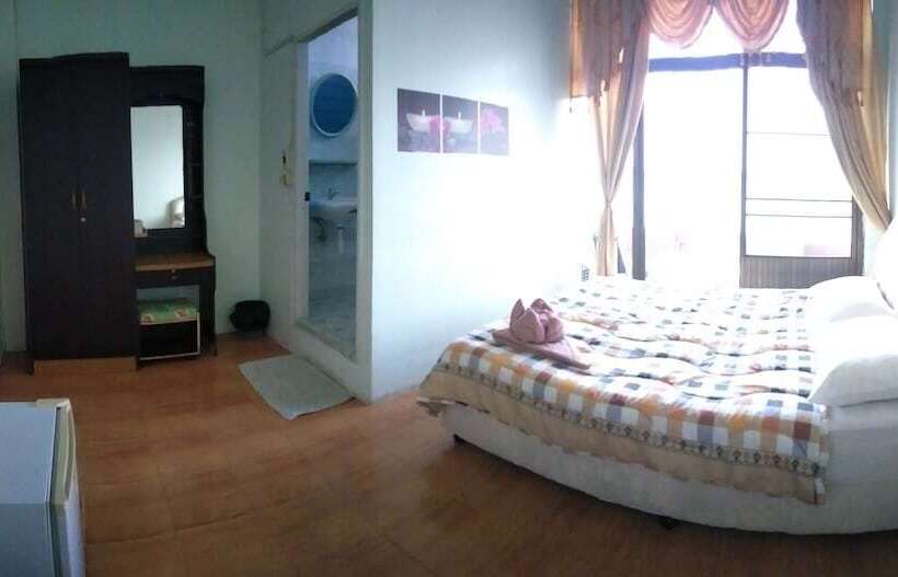 Пансион Just Mansion Nong Khai