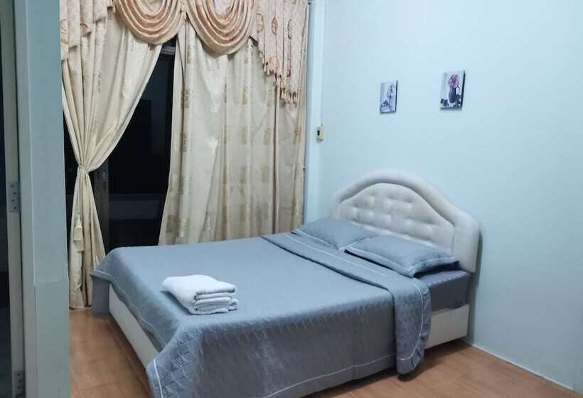 Пансион Just Mansion Nong Khai