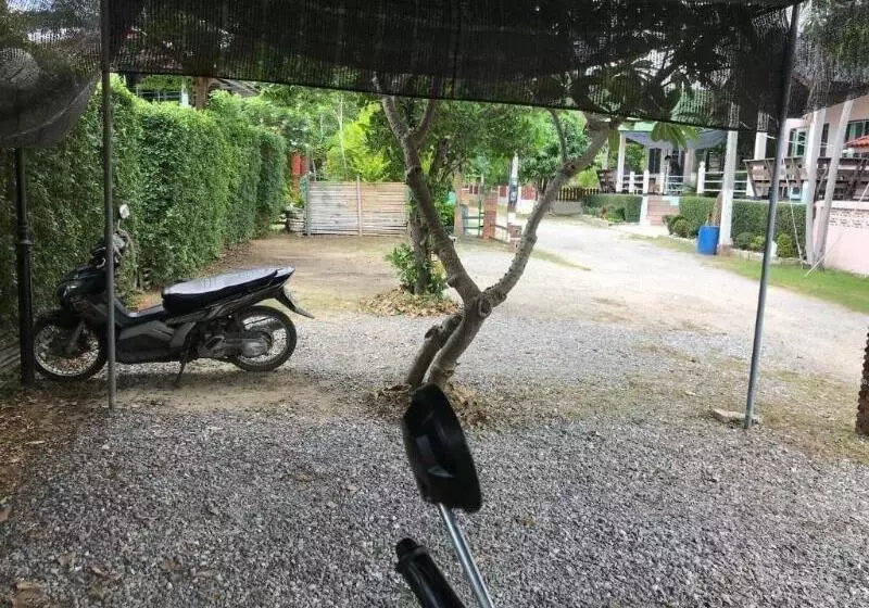 پانسیون Namaste Resort