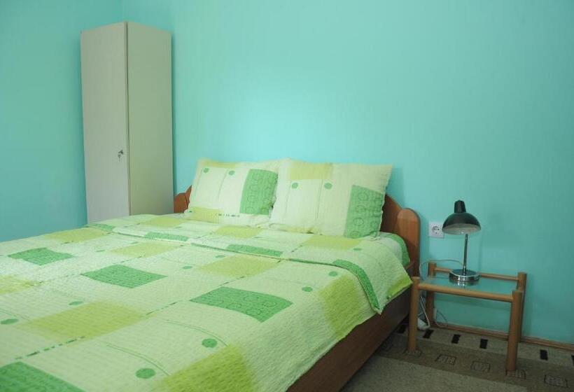 هاستل Smeštaj   Sobe Marvel