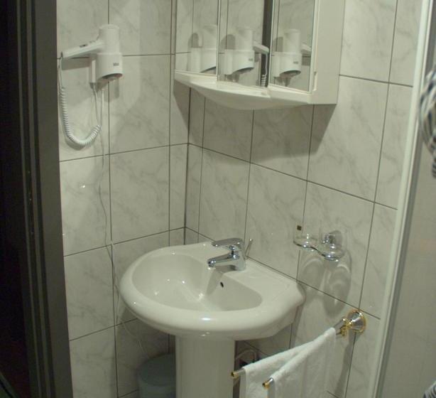 تختخواب و صبحانه Guest House Vila Lux