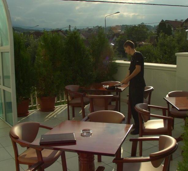 تختخواب و صبحانه Guest House Vila Lux