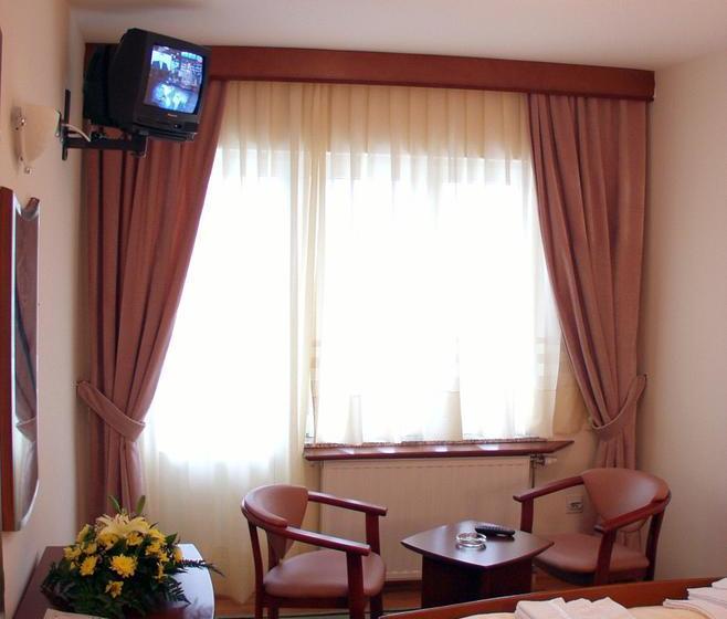 تختخواب و صبحانه Guest House Vila Lux