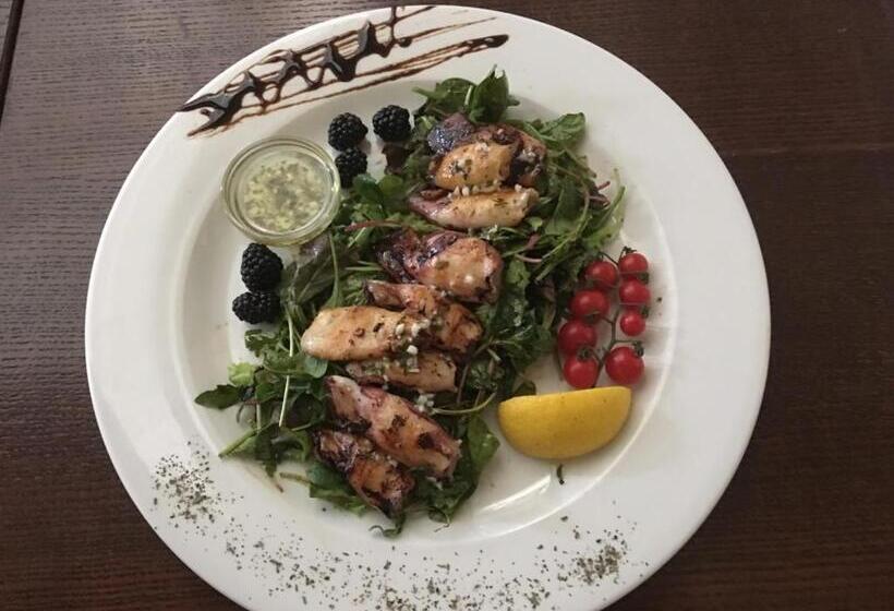 تختخواب و صبحانه Luxury Rooms Minjon