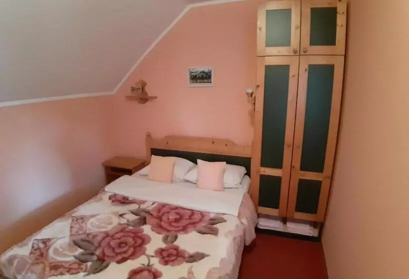 تختخواب و صبحانه Vila Palma Palic
