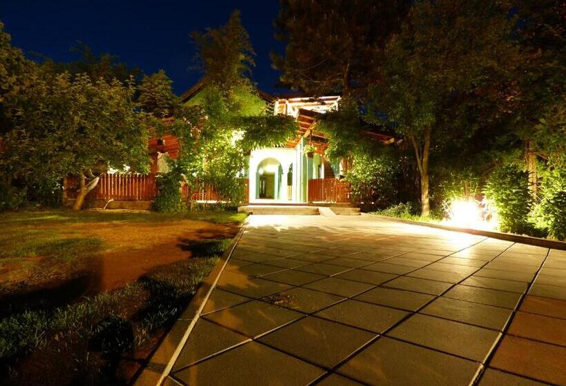 تختخواب و صبحانه Vila Palma Palic