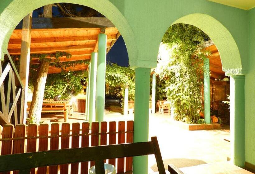 تختخواب و صبحانه Vila Palma Palic