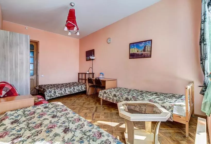 هتل Rooms Grand On Kronverksky