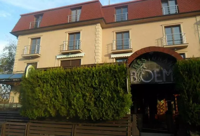 هتل B&b Boem
