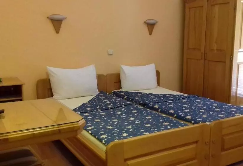 هتل B&b Boem