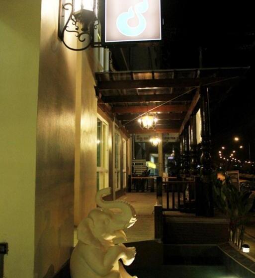 فندق Chour Palace