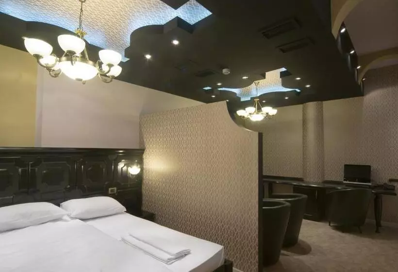 هتل ženeva Lux