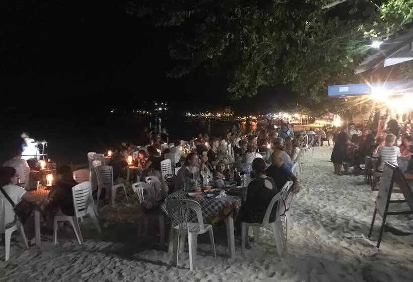 ホテル Family Song Koh Lipe