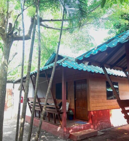 Отель Family Song Koh Lipe