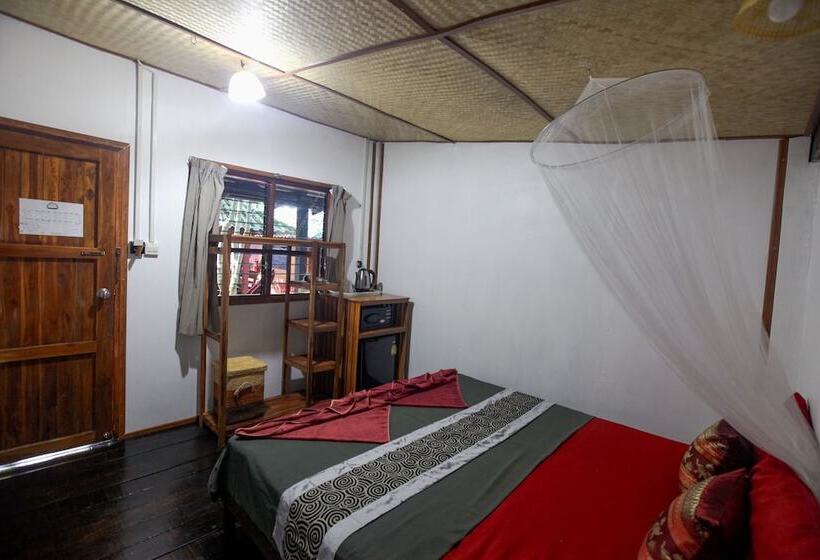 Отель Family Song Koh Lipe