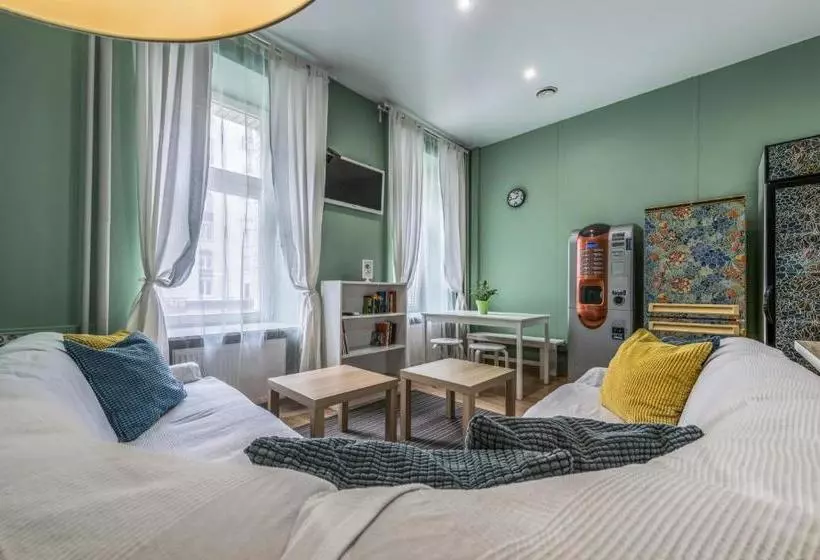 هتل Hostel Mayakovsky