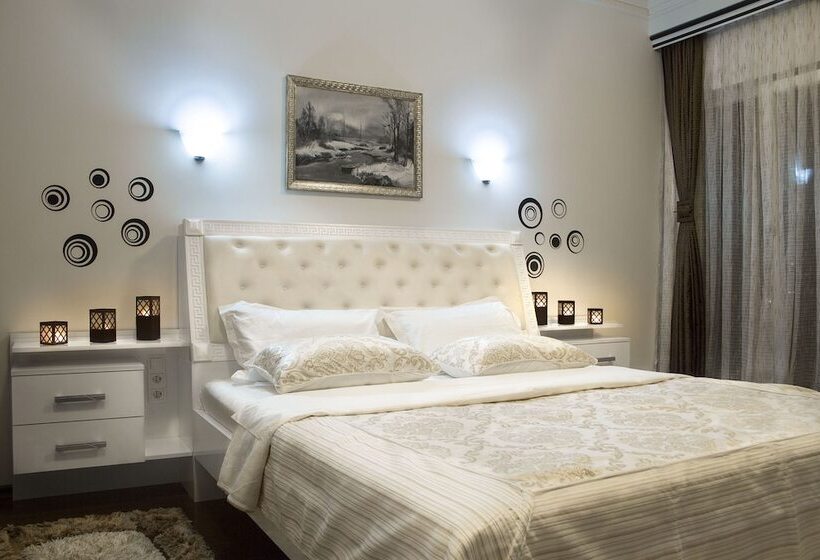 هتل La Familia Residence