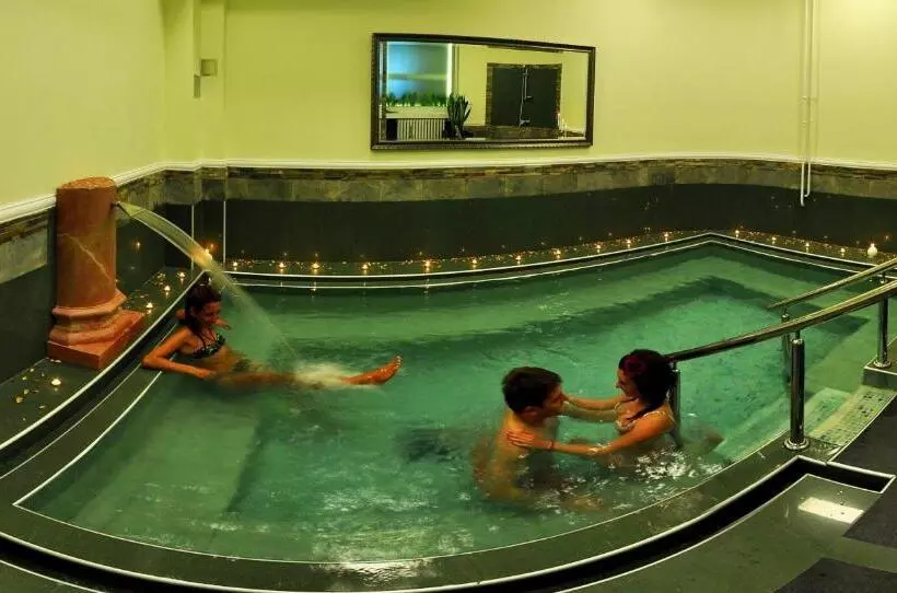 هتل Medical And Spa Centre Merkur