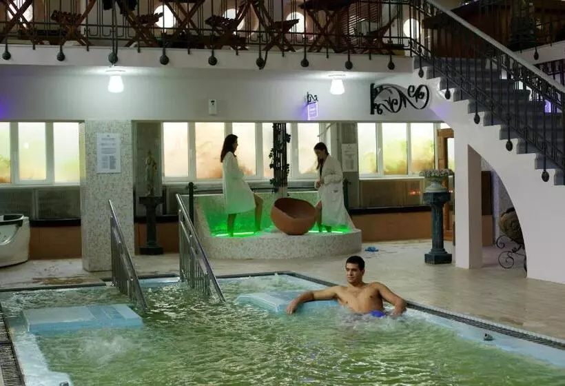 هتل Medical And Spa Centre Merkur
