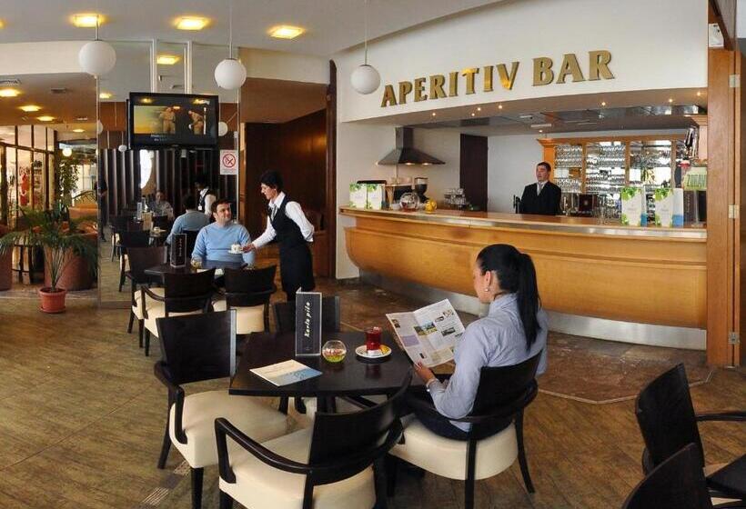 هتل Medical And Spa Centre Merkur