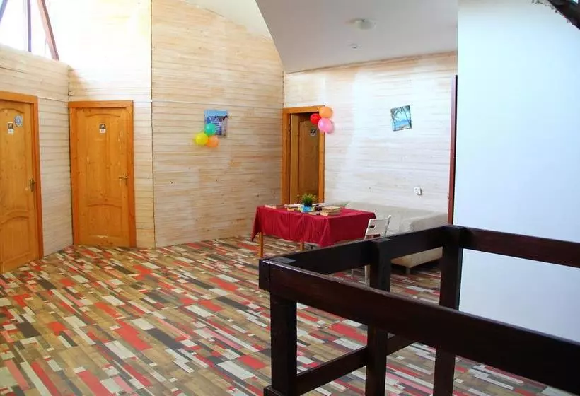 هتل Hostel Papa Na Dache