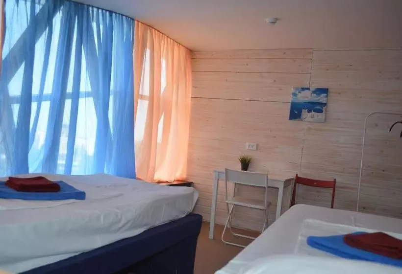 هتل Hostel Papa Na Dache