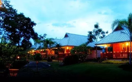 هتل Pai Herbs Resort