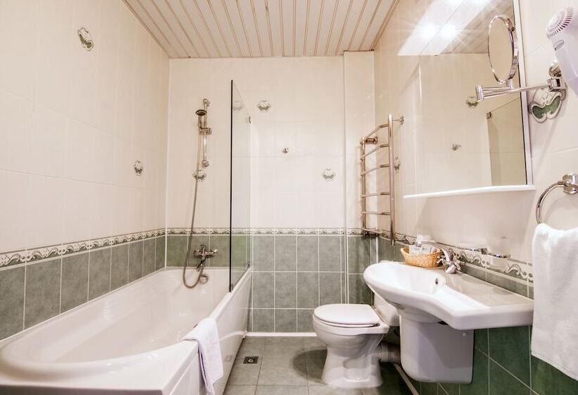 בית מלון כפרי Plaza Boutique