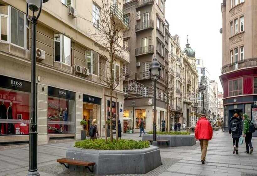 هتل Privilege Suites By Central Park