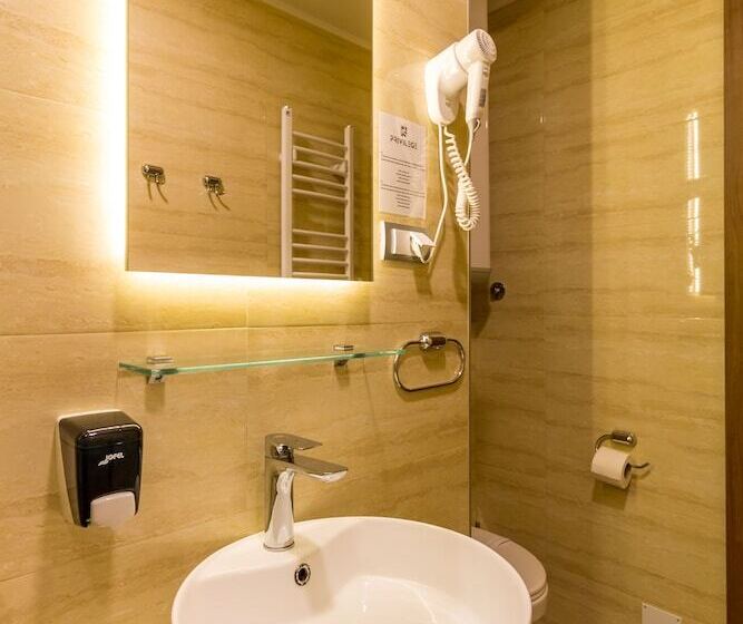 هتل Privilege Suites By Central Park