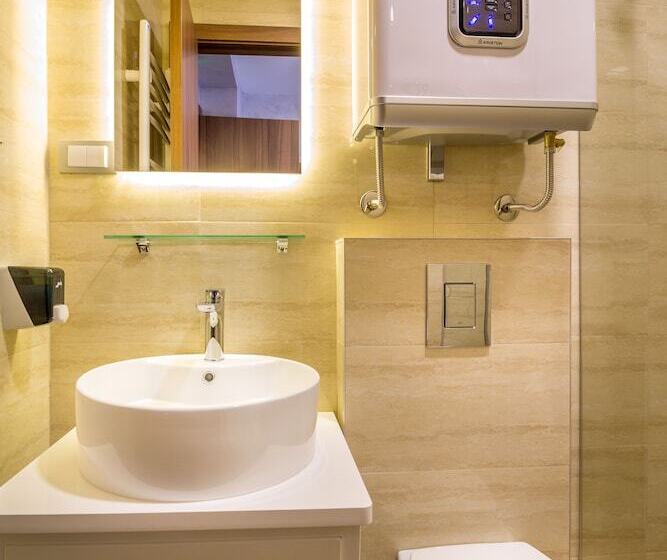 هتل Privilege Suites By Central Park