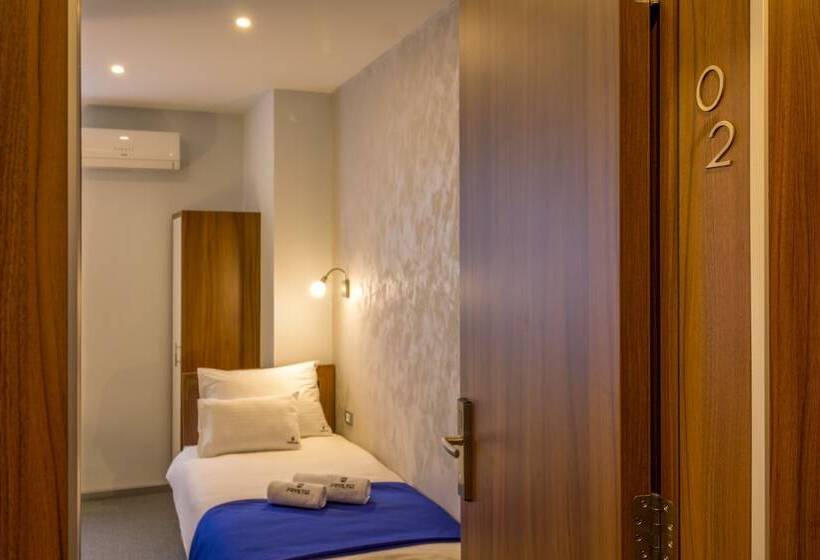 هتل Privilege Suites By Central Park