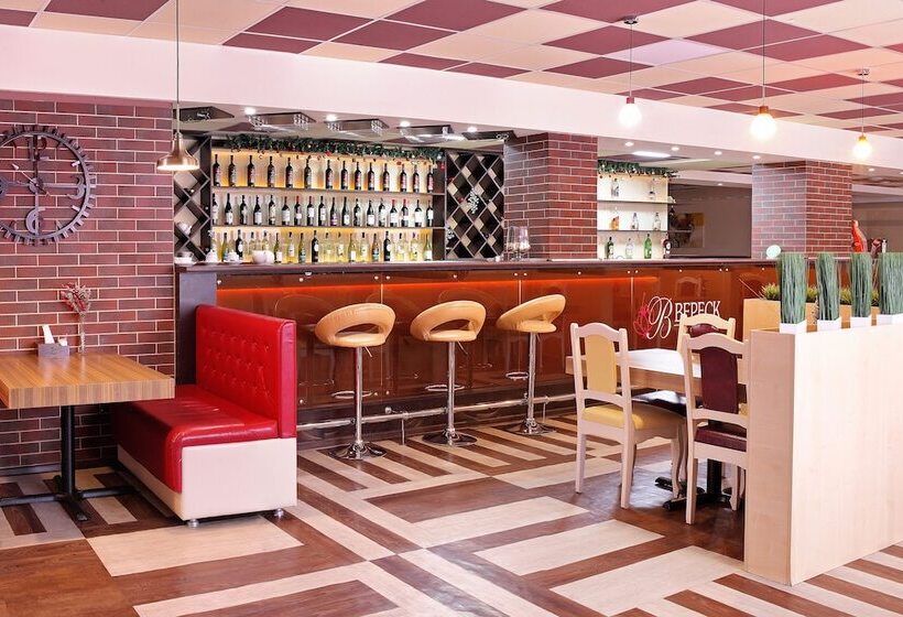 هتل аrt Volzhskiy